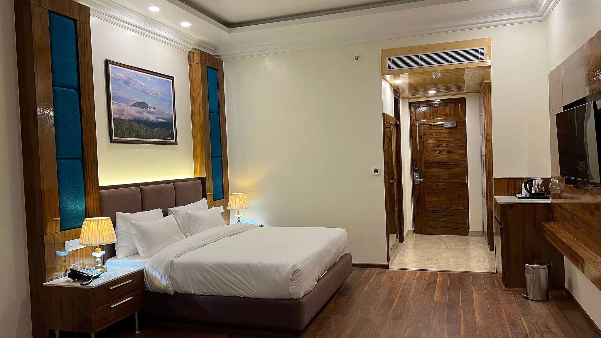 DBR Cottage Room
