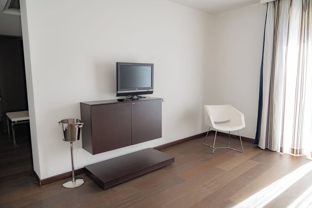 Hotel Napoleon Standard Suite 7