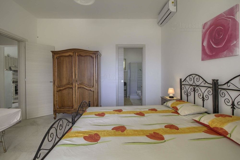 House (3 Bedrooms)