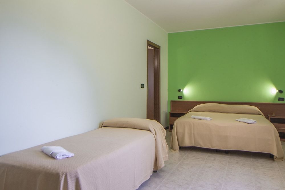 Poggio Active Hotel Classic Triple Room 3