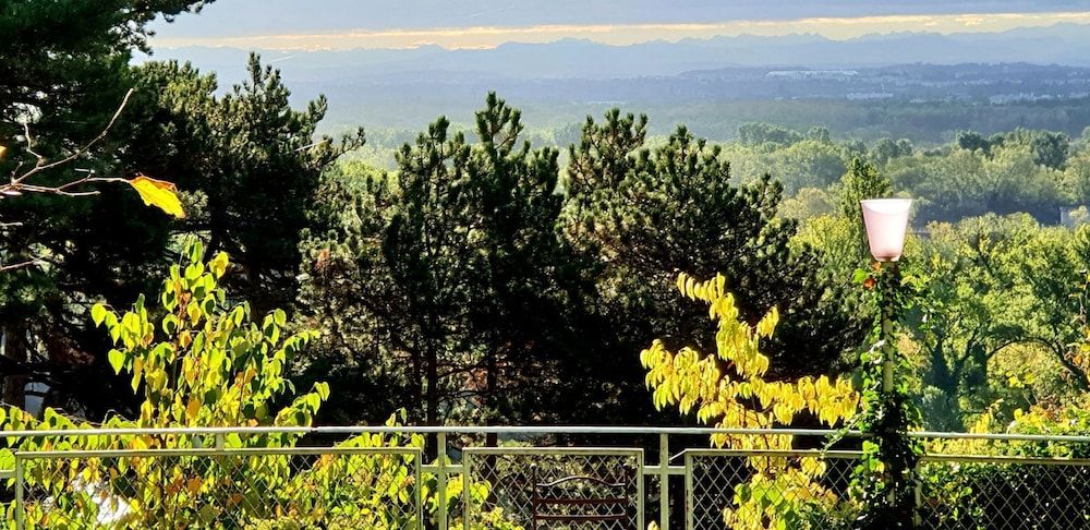 Double Room, Private Bathroom (La Pape)