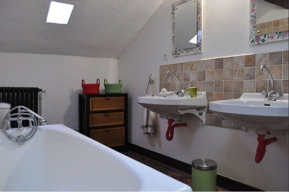 Double Room, Private Bathroom (Lucarne)