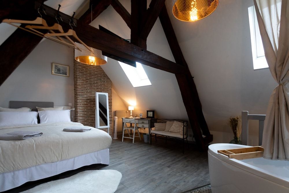 Comfort Double Room, Ensuite (Claude)
