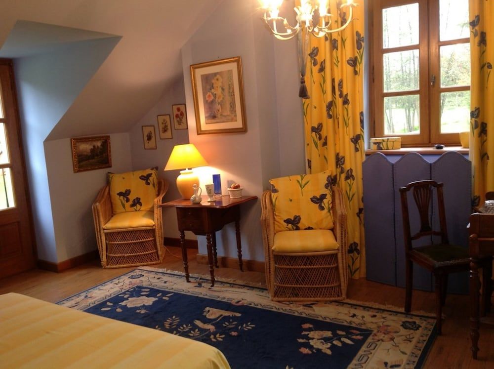 Double Room (Marine)