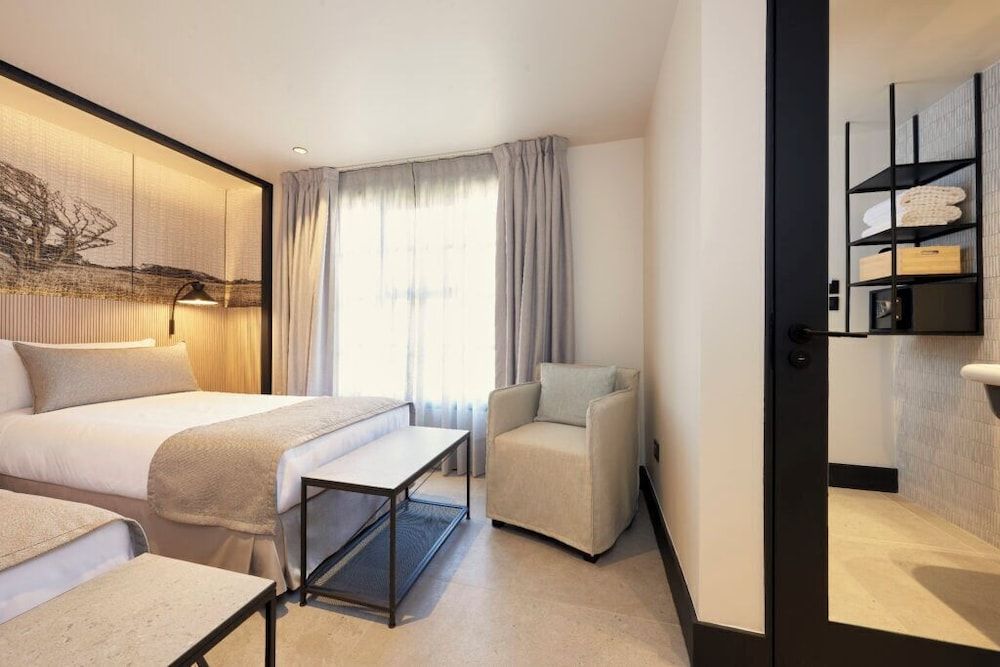 Superior Double or Twin Room