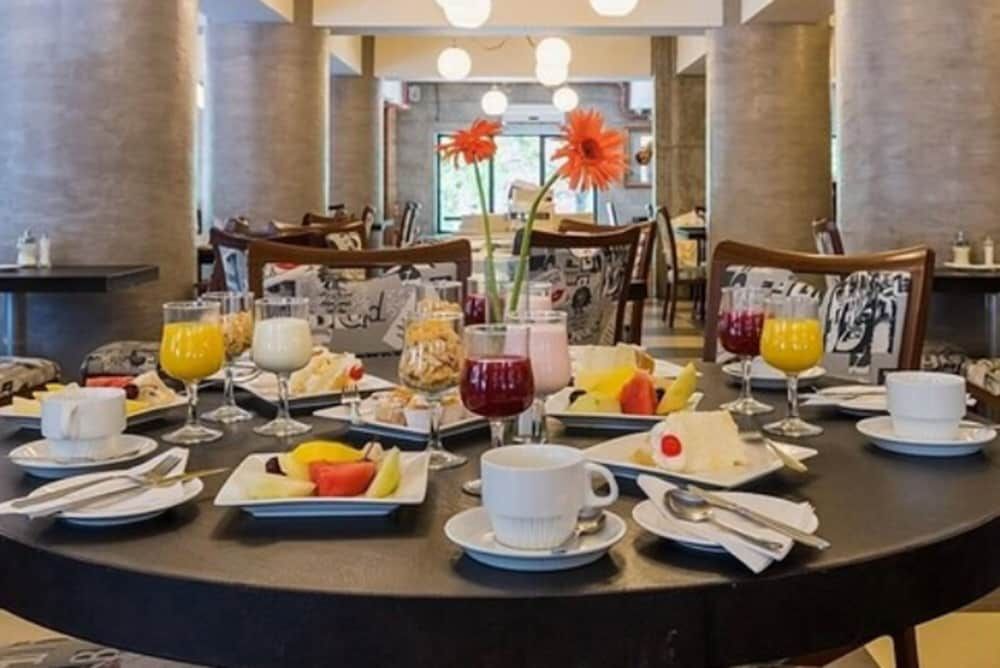 undefined Hotel Panamericano 10