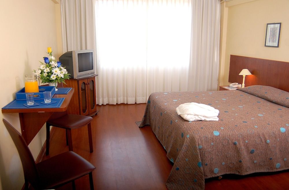 undefined Imperio Suites 3