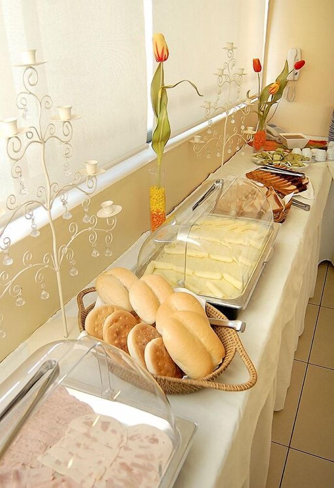 undefined Imperio Suites 5