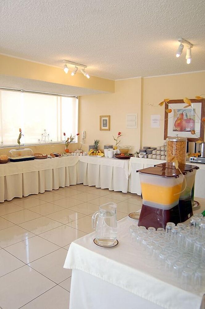 undefined Imperio Suites 6