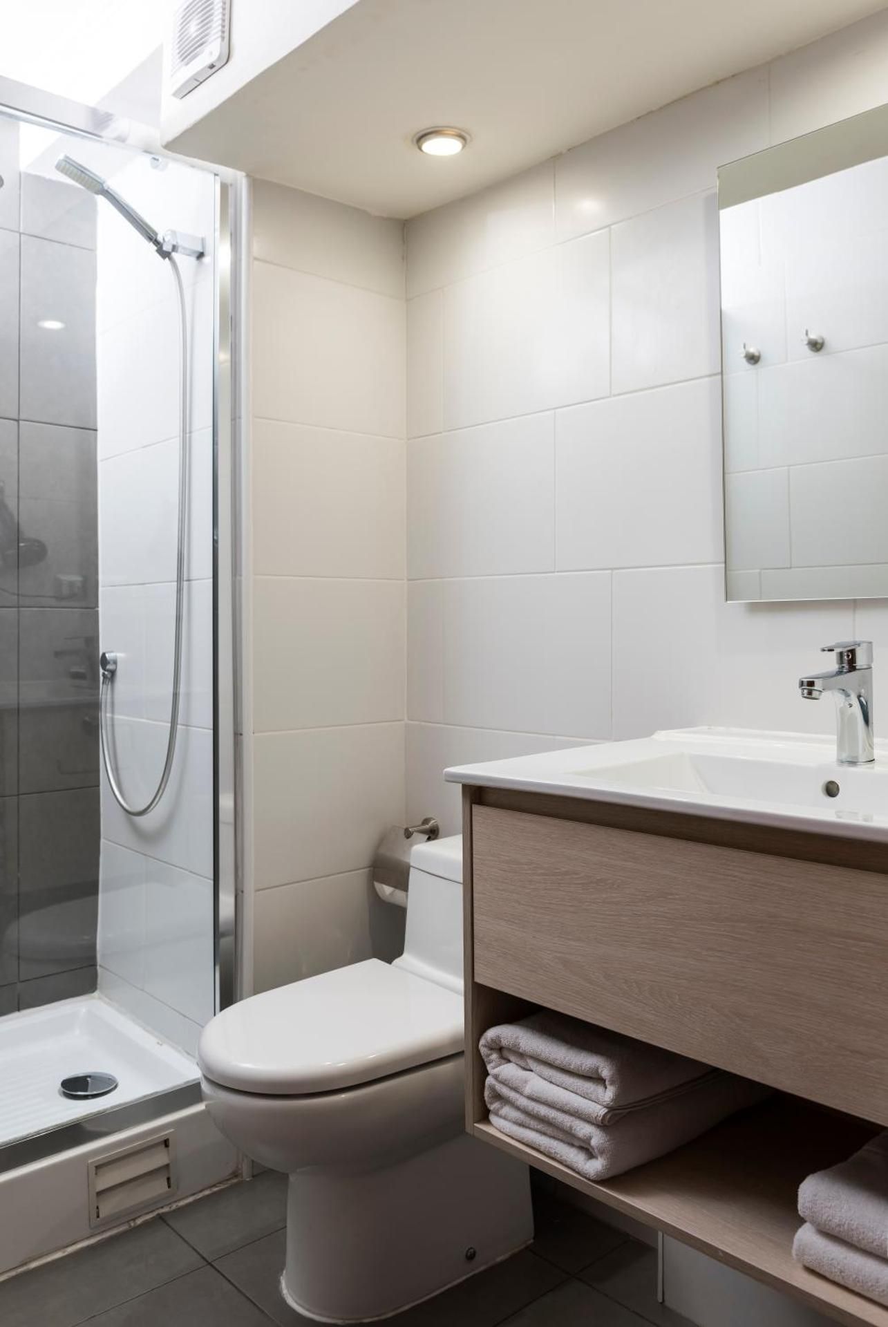 Hotel Nippon Twin Room 9