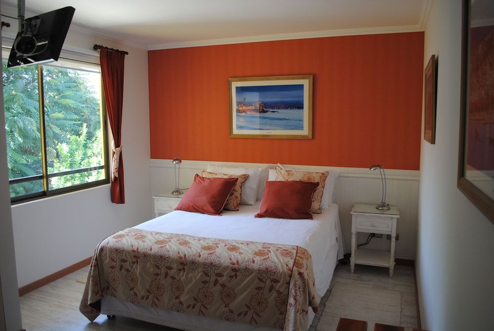 undefined Brunos B&B 8