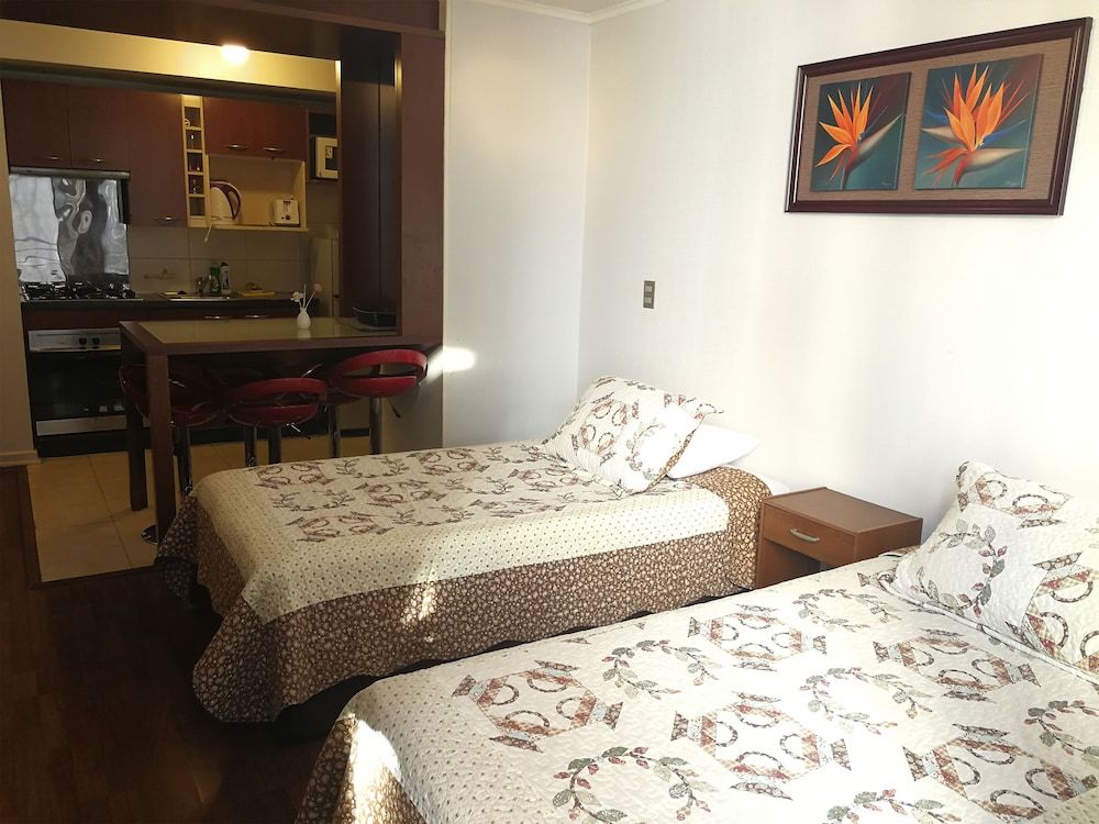 Santiago Town Suites Loft, Multiple Beds, Mountain View 5