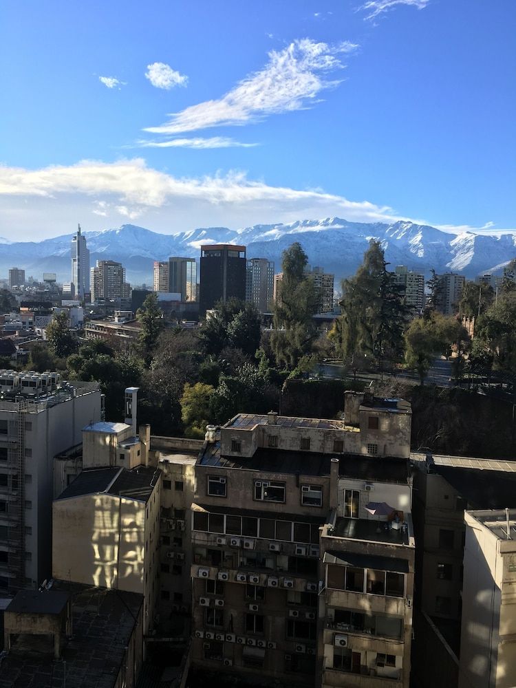 Santiago Town Suites Loft, Multiple Beds, Mountain View 10