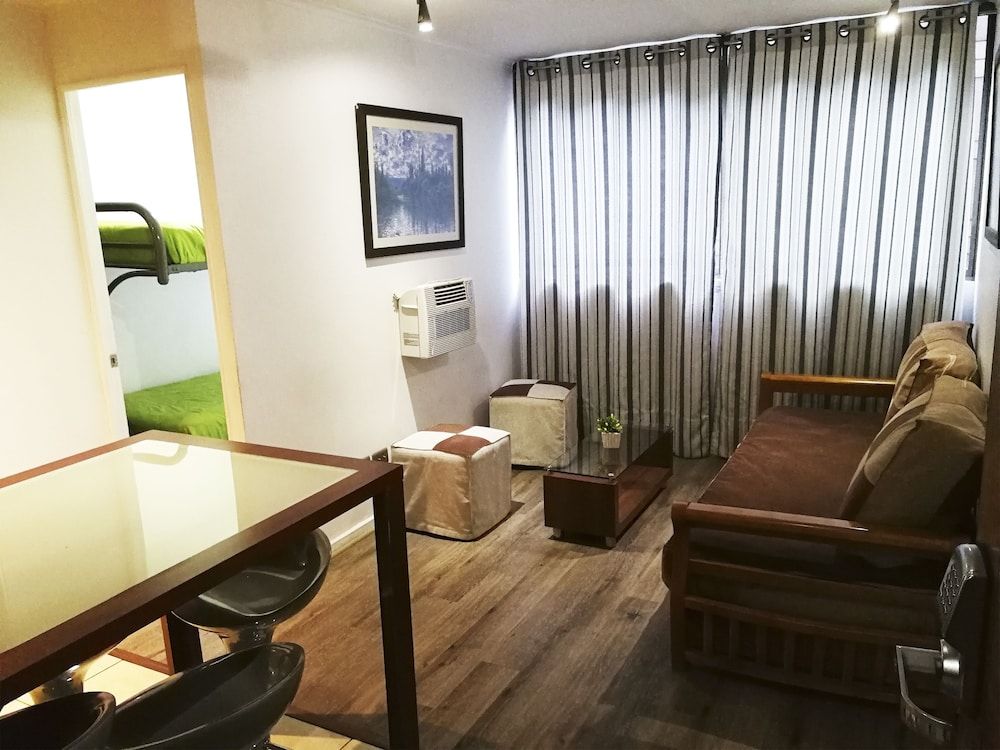 Santiago Town Suites Family Apartment, 2 Bedrooms, Non Smoking, Mountain View 5