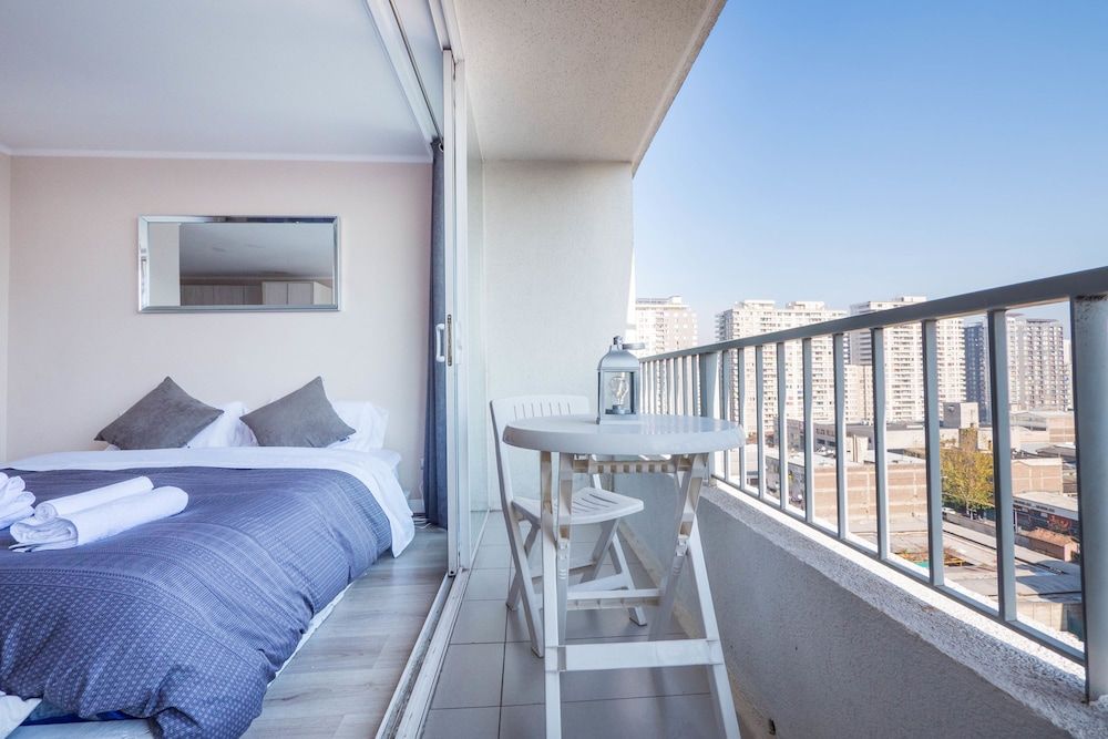 Delightful Downtown Apartment Studio 8