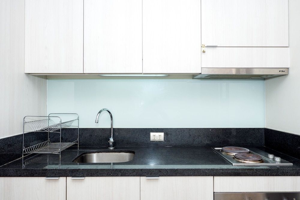 Delightful Downtown Apartment Studio 13