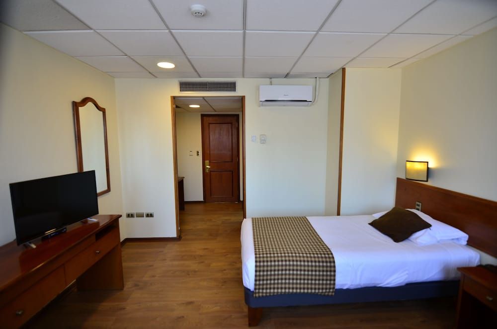 undefined Tur Hotel Santiago 6