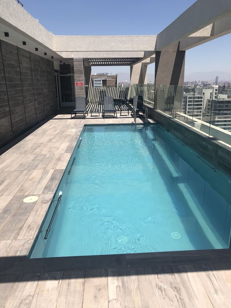 undefined Plaza Ñuñoa - Metro Chile España 4