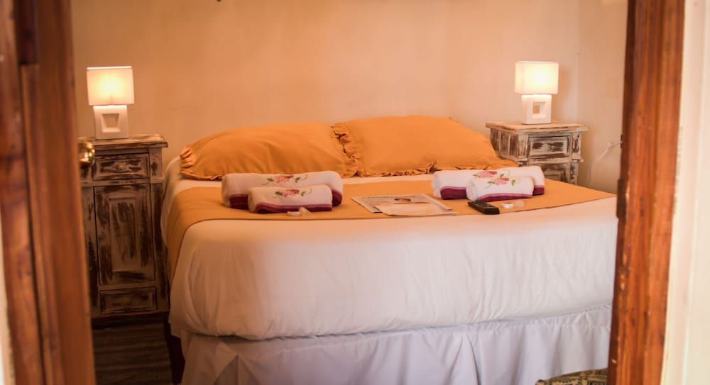 Deluxe Suite, 1 King Bed