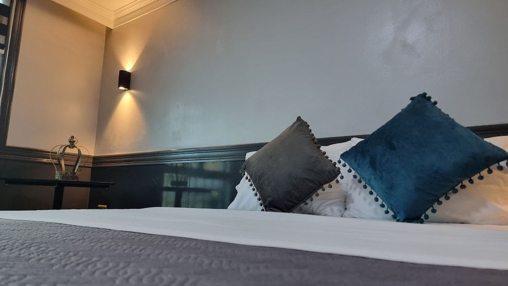 Premier Room
