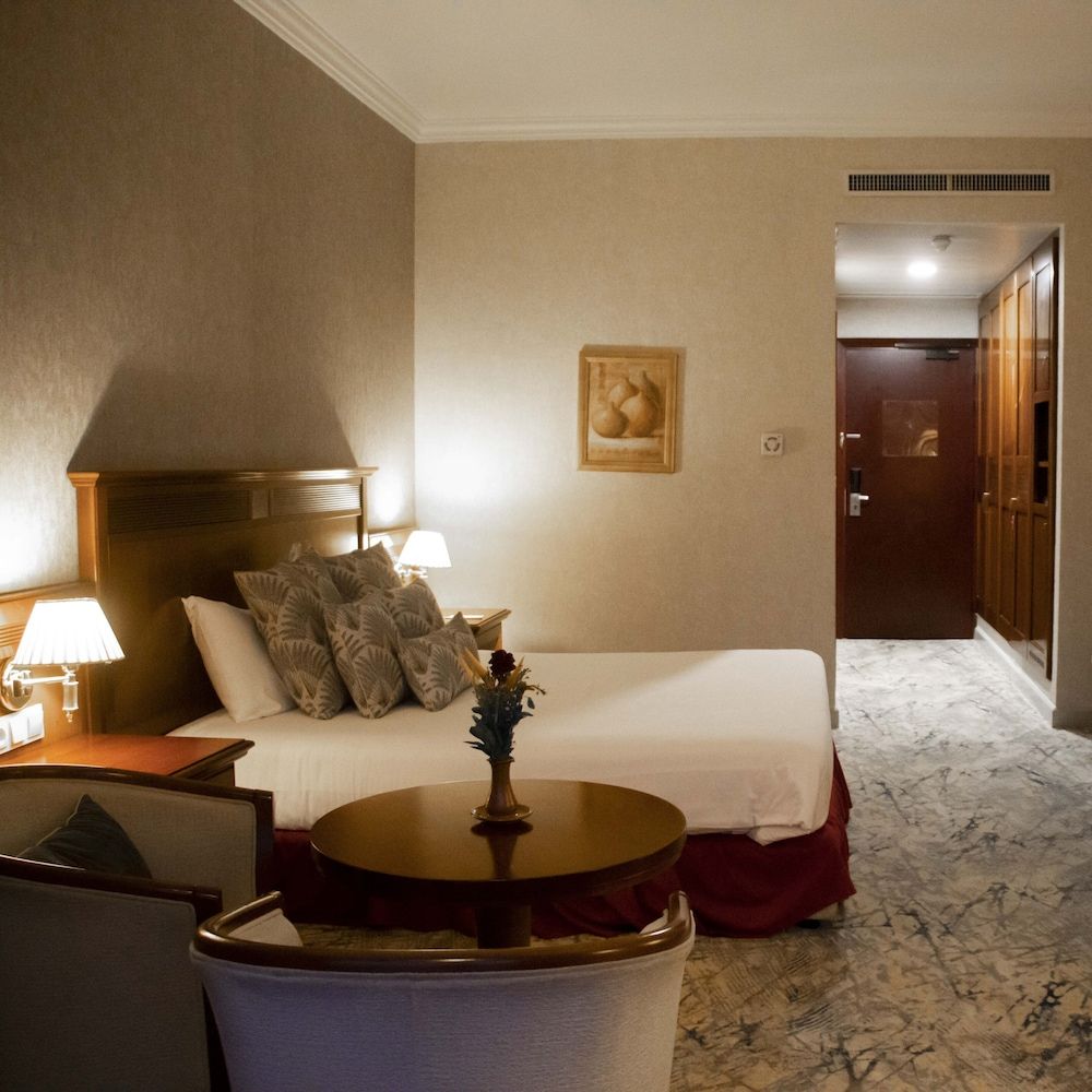 Lancaster Ouaga 2000 Standard Double Room 10