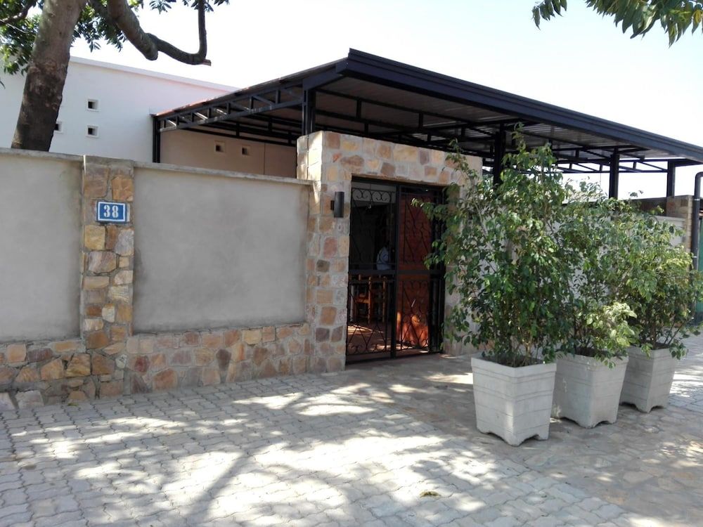 Urban Lodge