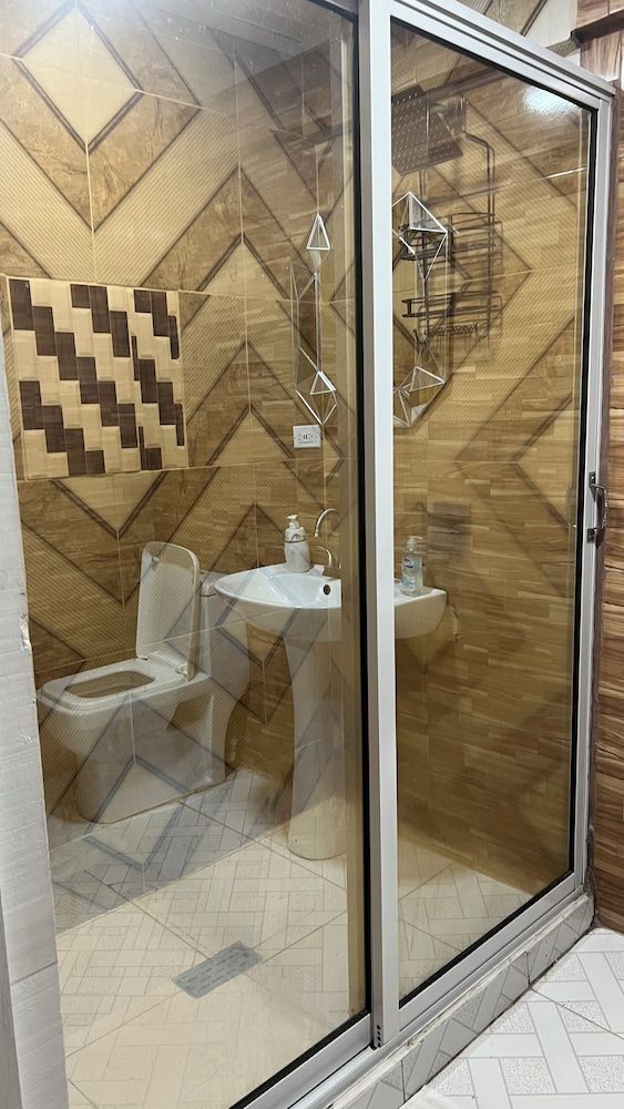 Odyssey Suites Apartment 4