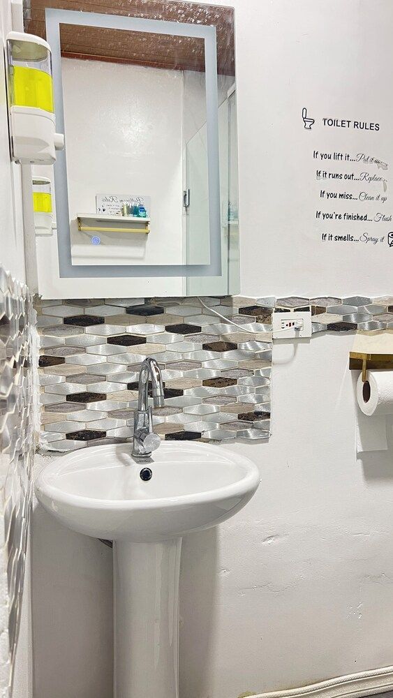 Odyssey Suites Studio 3