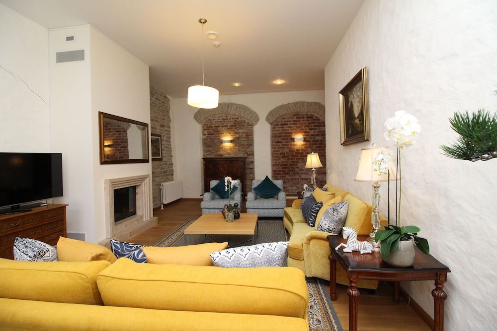 Tallinn City Apartments Toompea Old Town Apartment, 3 Bedrooms, Sauna 35