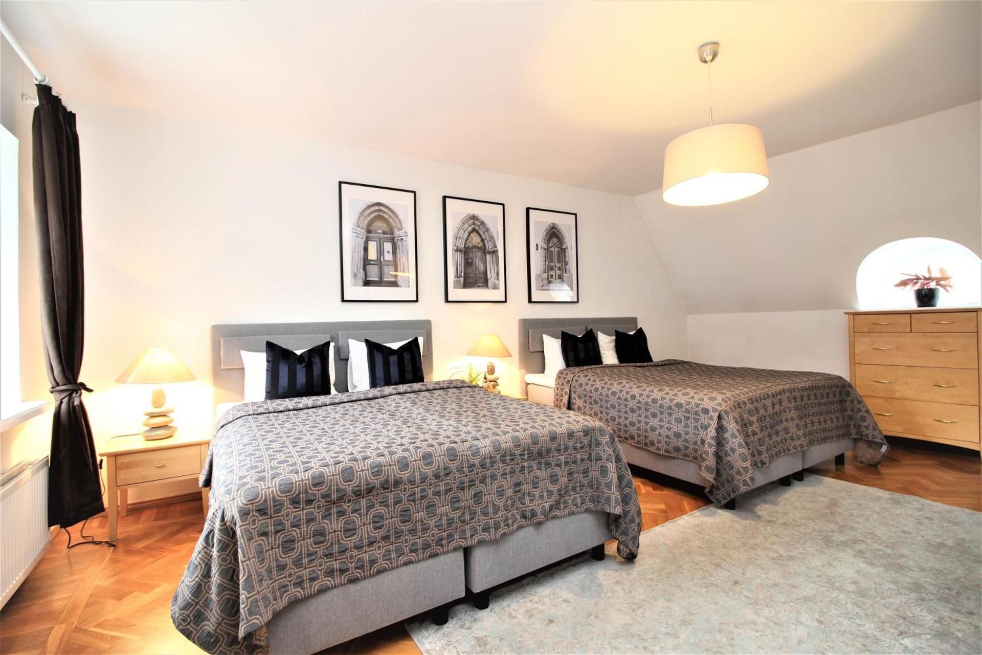 Deluxe Two-Bedroom Apartment - Kohtu 10