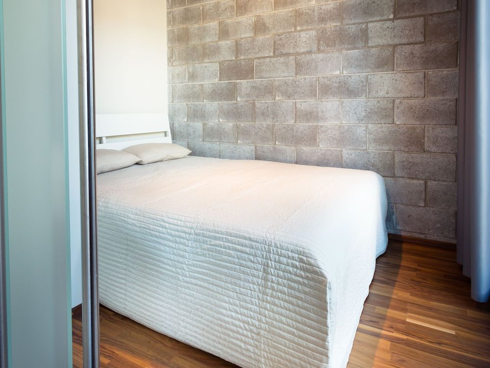 APARTMENT 6, 1 Bedroom, Terrace