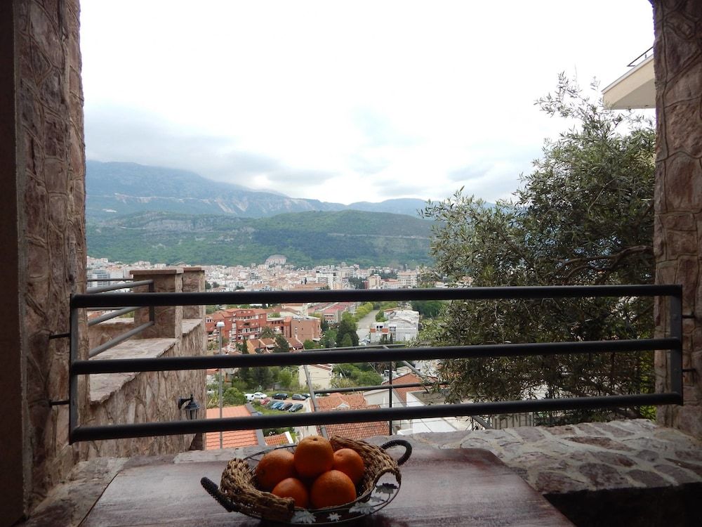 Contessa Apartments Suite, Sea View 3