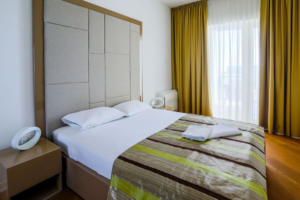 Luxury Apartment, 1 Bedroom, Sea View