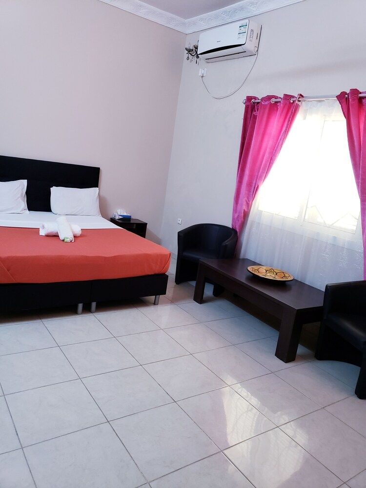Grand Double Room, Non Smoking, Shared Bathroom