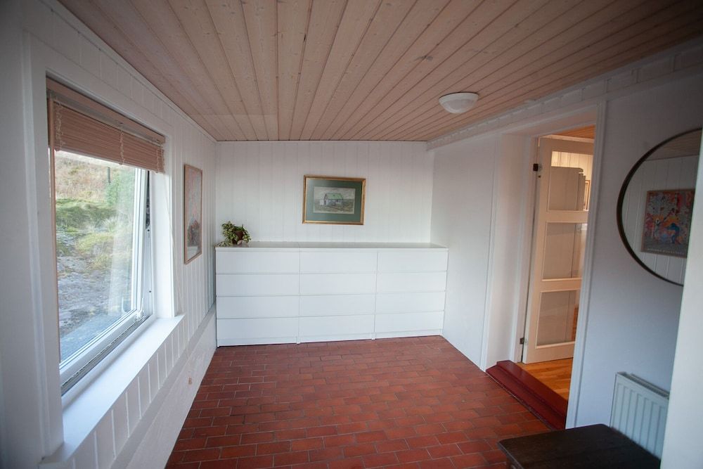 Family House, 2 Bedrooms (Yellow House)