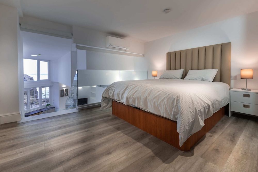 Riviera Suites - Hosted by Sweetstay Basic Apartment, 1 Double Bed with Sofa bed, Sea View 2