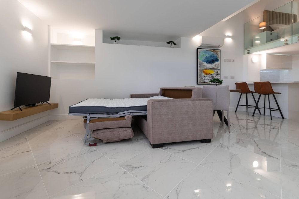 Riviera Suites - Hosted by Sweetstay Basic Apartment, 1 Double Bed with Sofa bed, Sea View 9