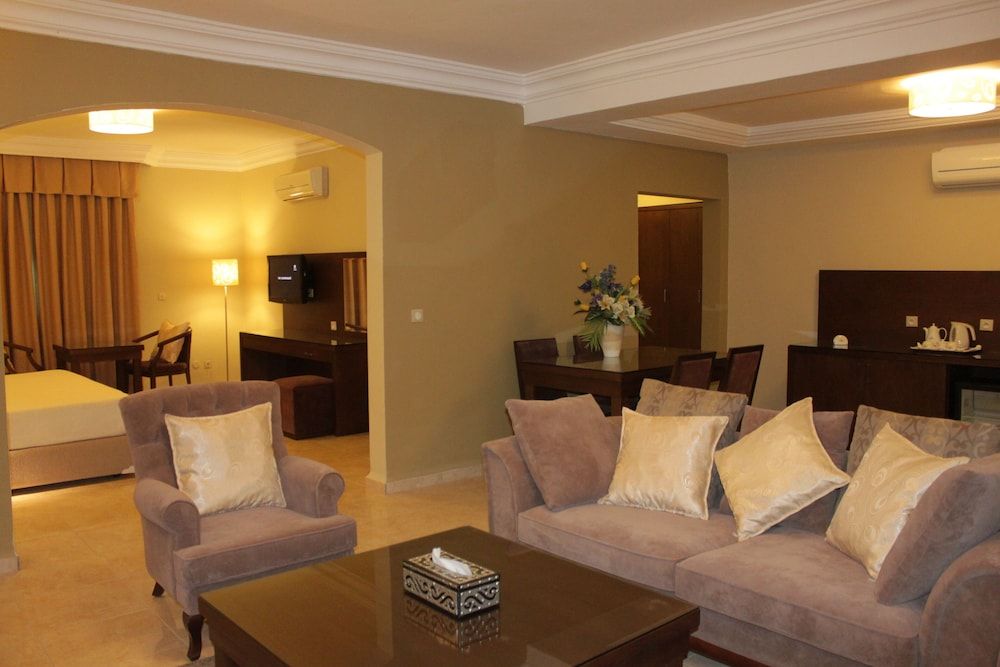 MauriCenter Hotel Deluxe Suite, 1 Double Bed, Non Smoking 5