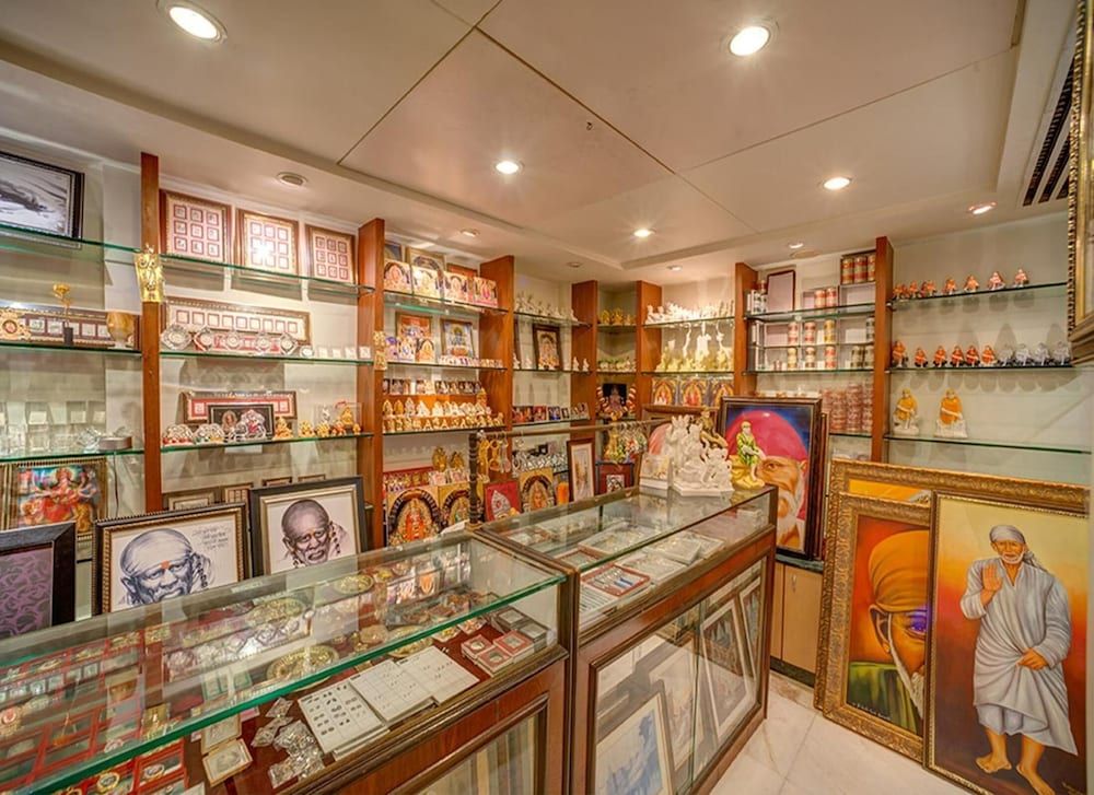 Gift Shop