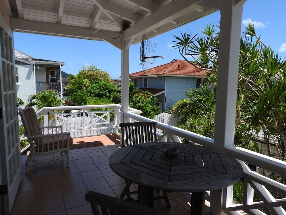 Apartment, Garden View