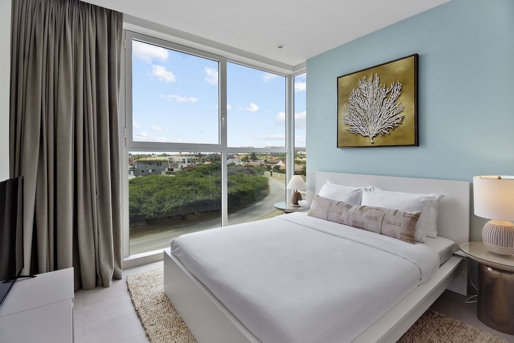 King and Queen Room, City View, Balcony