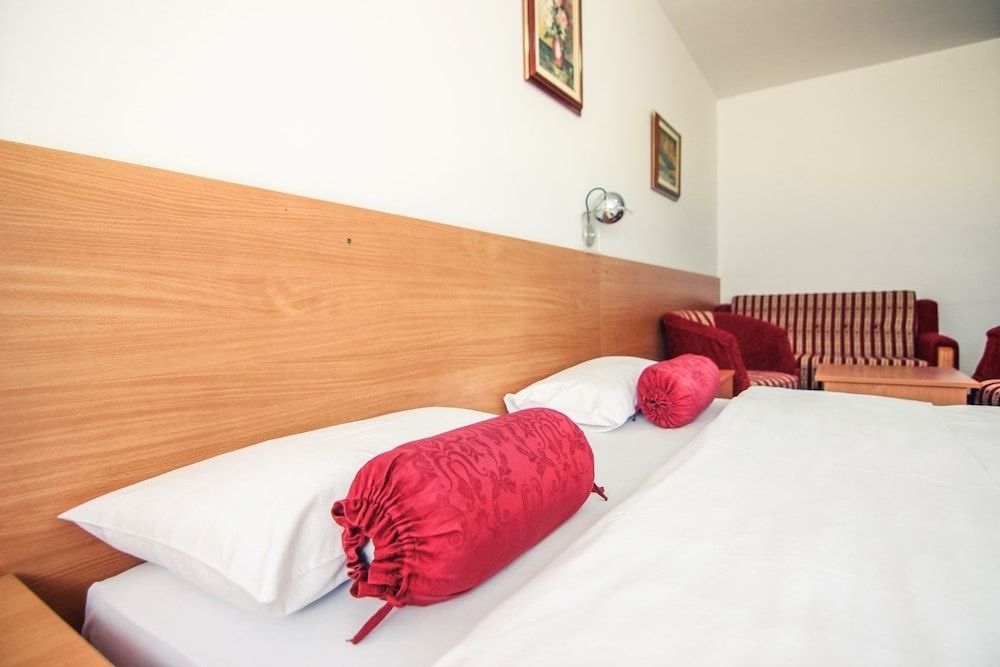 Junior Suite, Multiple Beds, Non Smoking, City View
