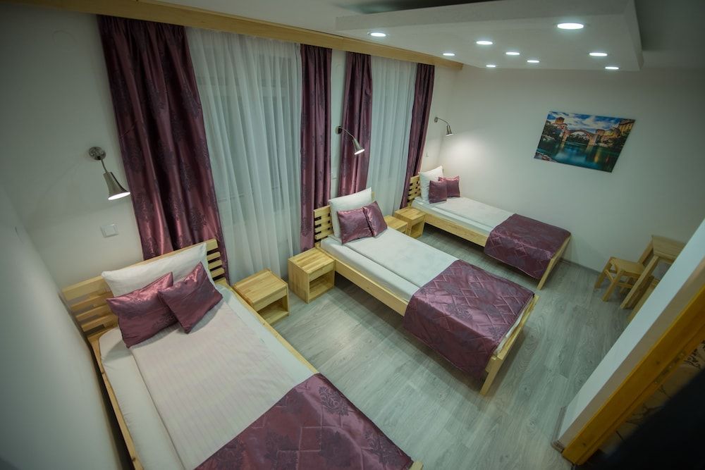 Comfort Triple Room