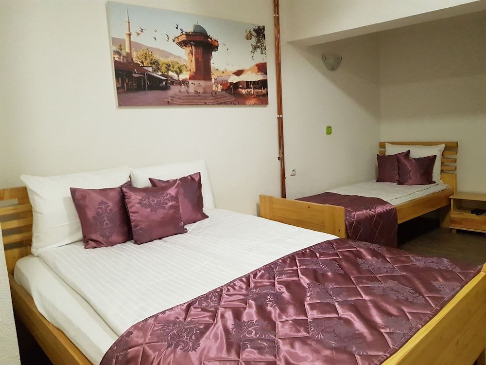 Economy Triple Room