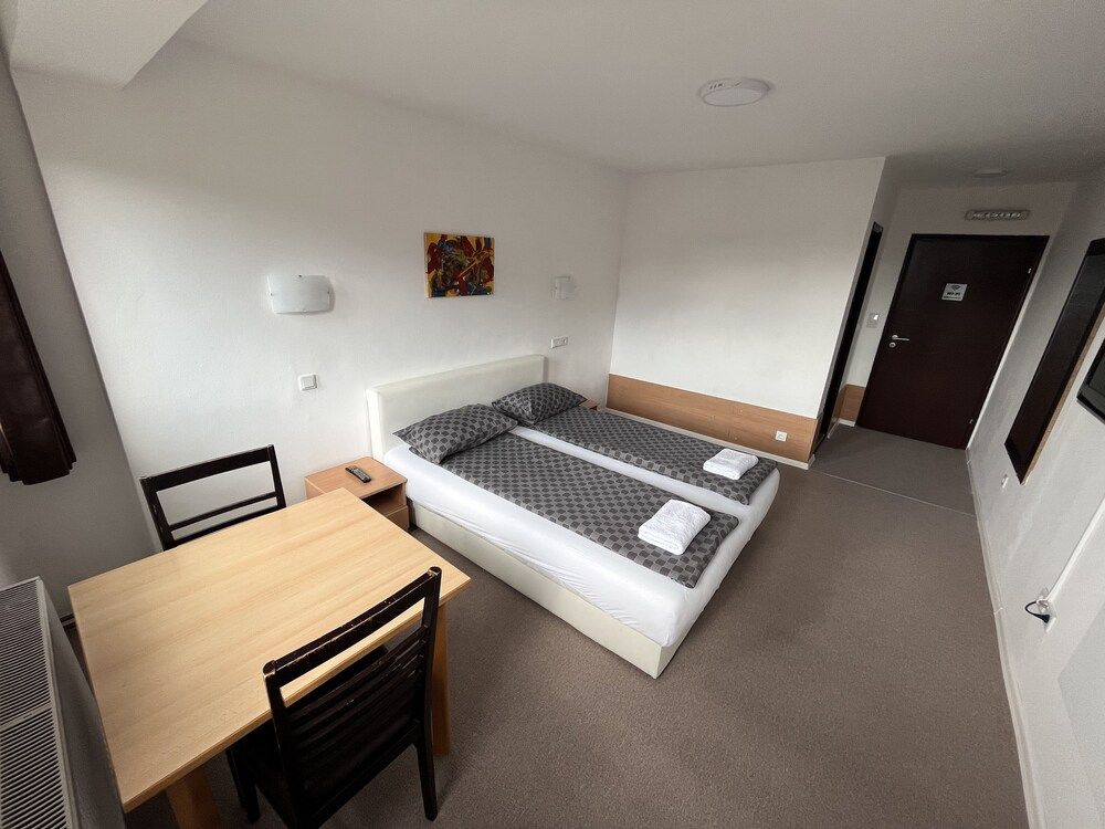 Deluxe Shared Dormitory