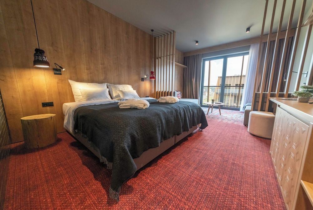 Superior Room, Park View