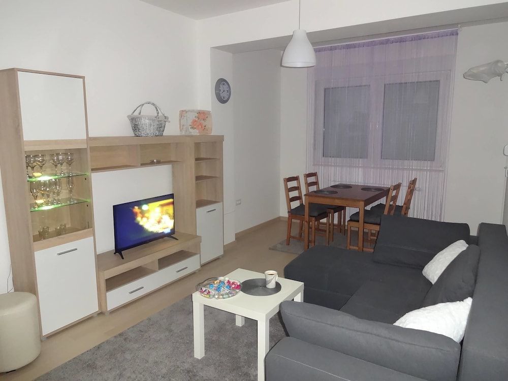 Luxury Apartment, Garden View