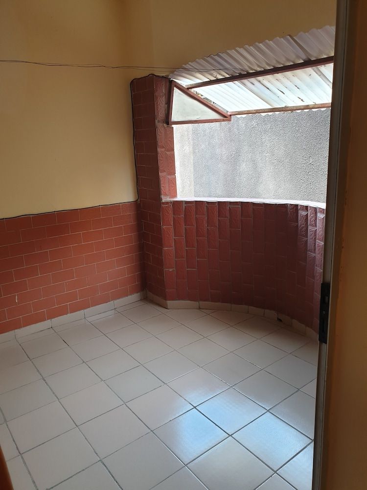 Makepe St Tropez Apartments - Orange Cam Comfort Apartment 14