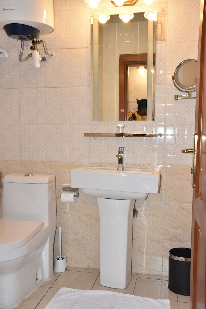 Adamaoua Grand Hotel City Standard Room, Smoking 9