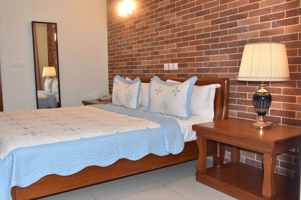 Adamaoua Grand Hotel City Standard Room, Smoking 6